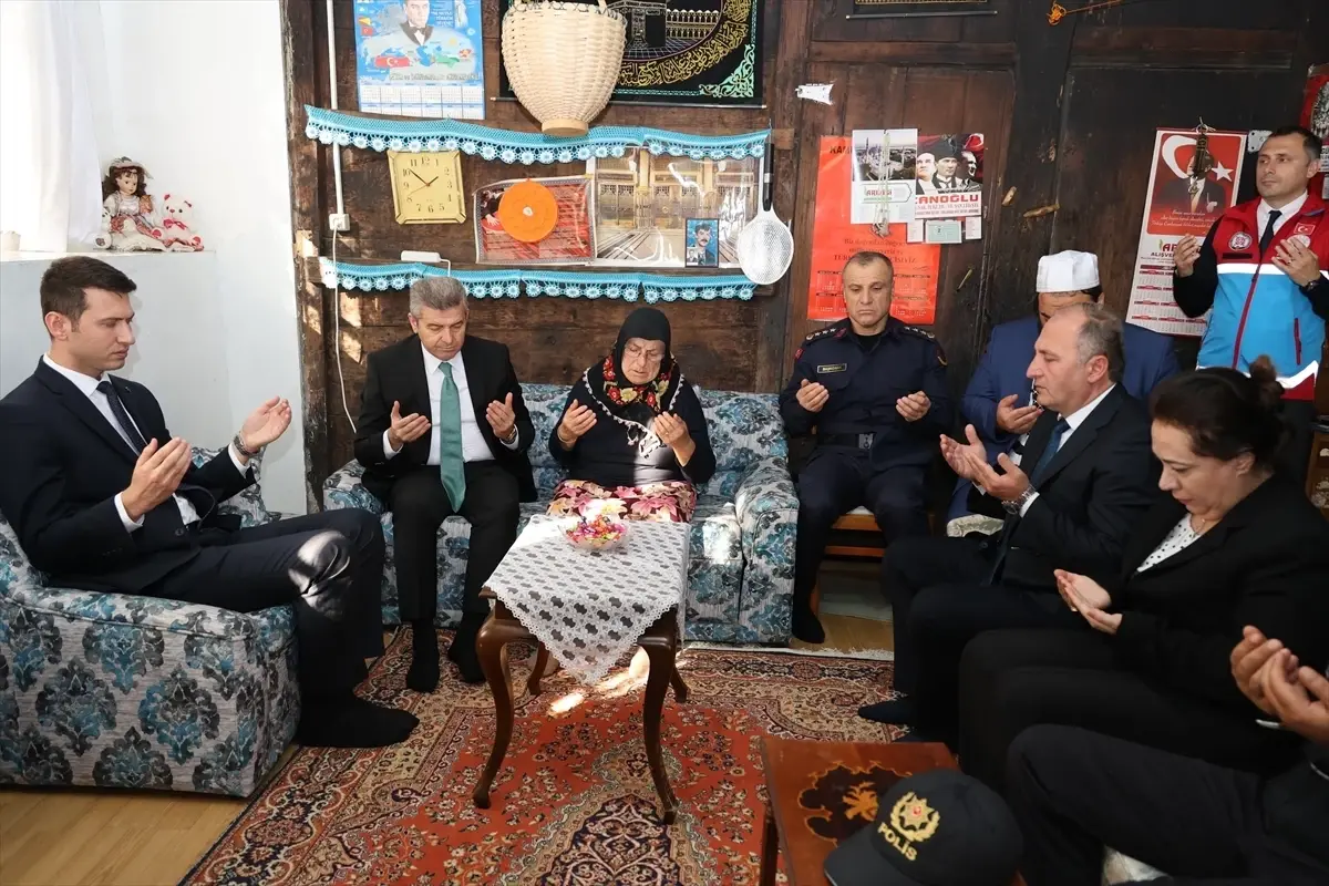 Artvin Valisi Ergün, Arhavi'de ziyaret ve incelemelerde bulundu