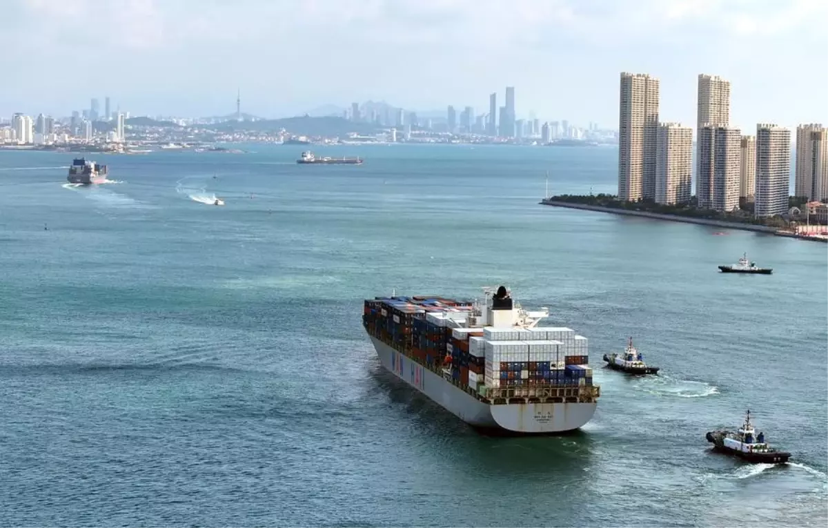 Çin'in Mal İthalat ve İhracatında Yüzde 3,6 Artış