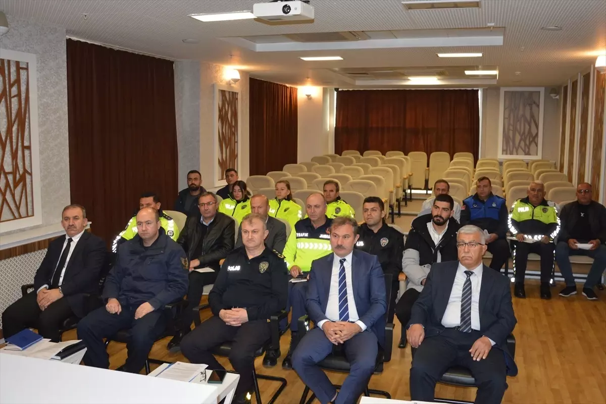 Havza'da Kış Mevsimi Trafik Tedbirleri Toplantısı Yapıldı