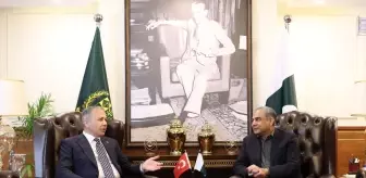İçişleri Bakanı Yerlikaya, Pakistanlı Mevkidaşı ile Görüştü