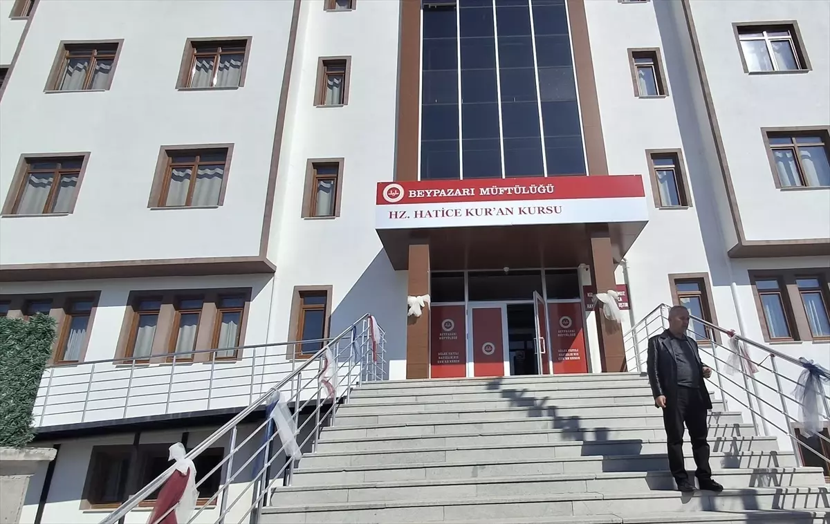 Müftüler Beypazarı'nda Kur'an Kursu İncelemesi Yaptı