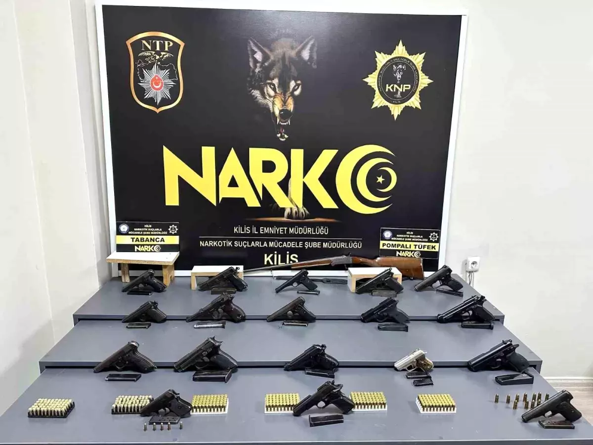 Kilis'te Ruhsatsız Silah ve Gümrük Kaçağı Sigara Ele Geçirildi