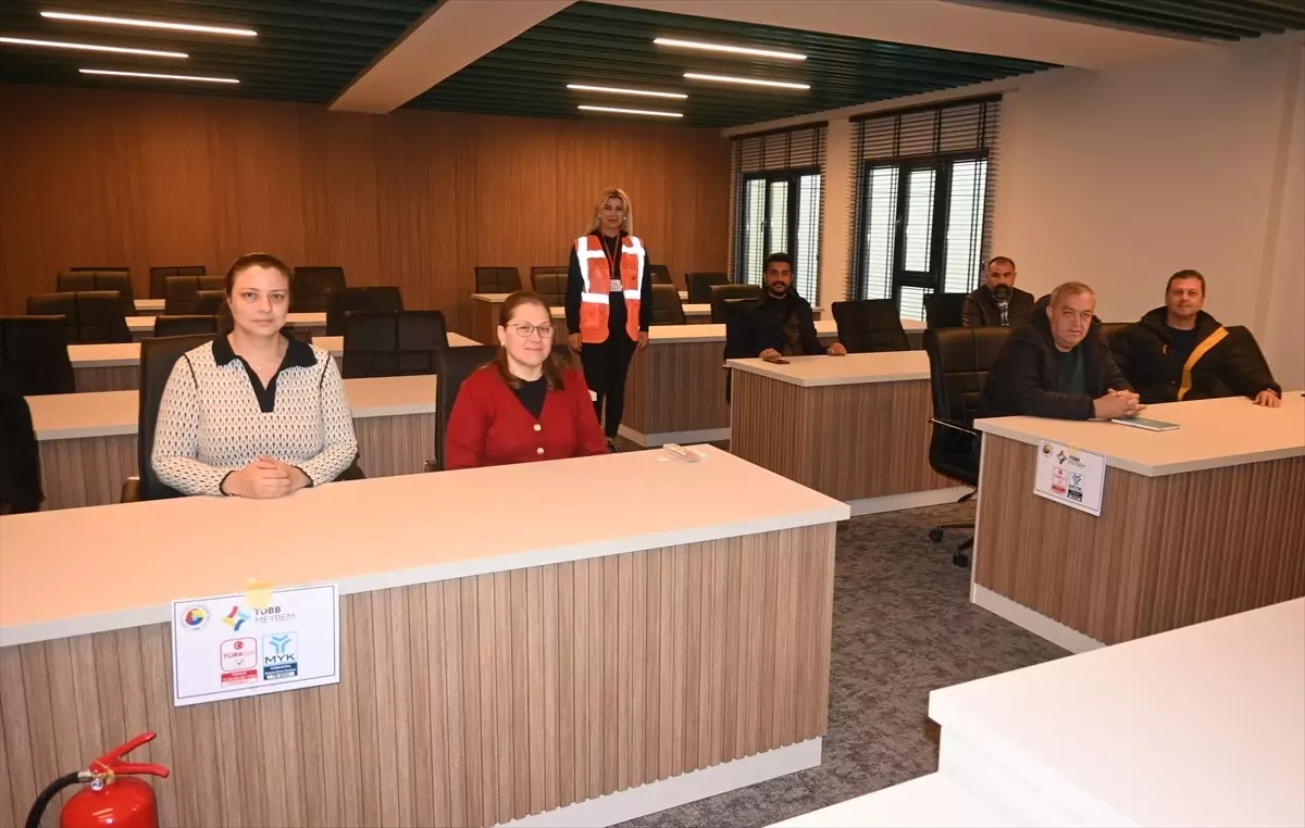 Kırklareli'nde Emlak Danışmanlığı Sınavı Gerçekleştirildi