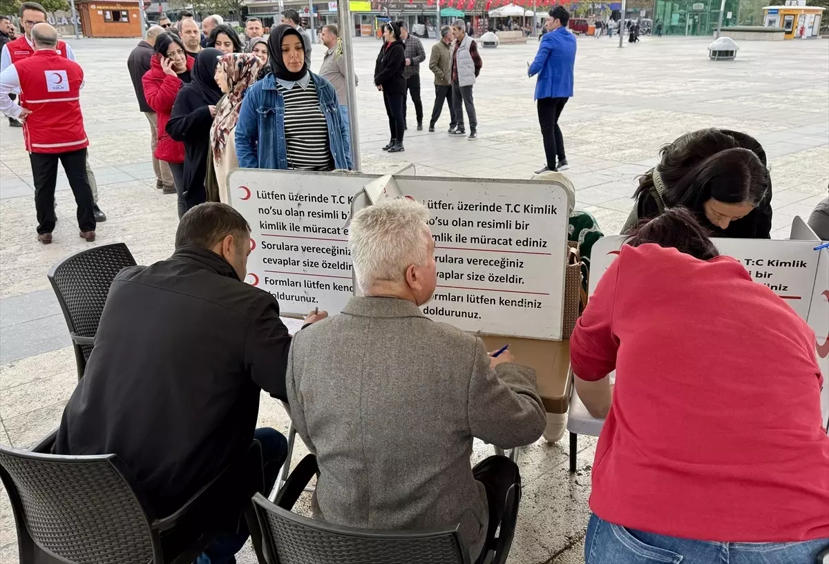 Kırşehir'de Cumhuriyet İçin 102 Ünite Kan Bağışlandı