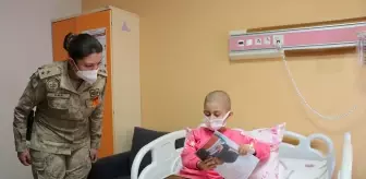 Lösemili Çocuklara Moral: Jandarma Gösterisi Unutulmaz Anlar Yaşattı