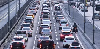 Motorine gece yarısı 2 lira 7 kuruşluk dev zam geldi