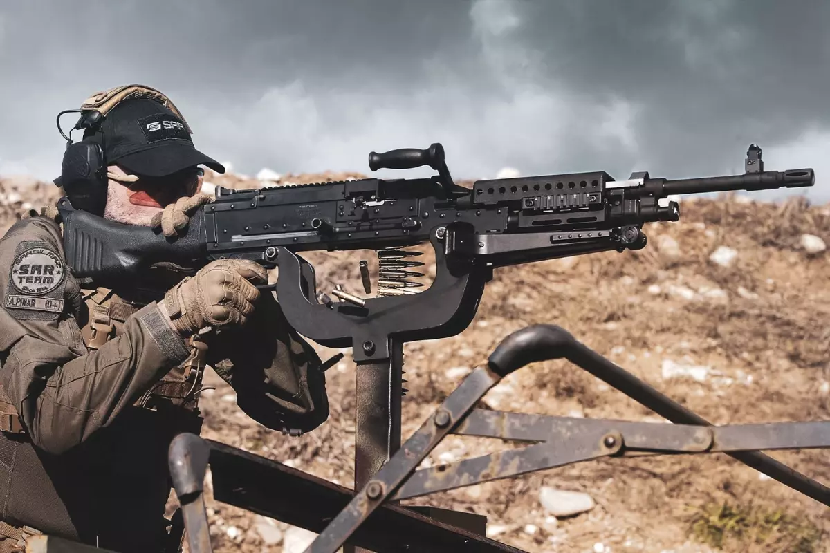 SARSILMAZ, D&S 2025'te "Bir ordu için yeter" sözünü global arenaya taşıyor