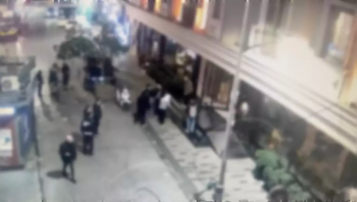 Taksim'de Kapkaç: Şüpheli Yakalandı