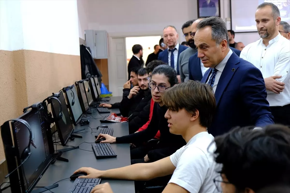 Tokat Gaziosmanpaşa Üniversitesi'nde Yeni Yazılım ve Oyun Geliştirme Laboratuvarları Açıldı