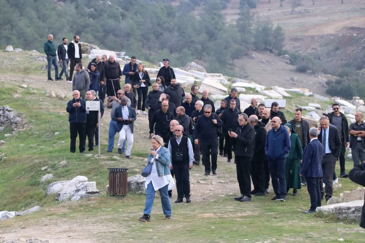 Papa 14. Leo'nun Türkiye Ziyareti Öncesi Heyet Denizli'yi Ziyaret Etti