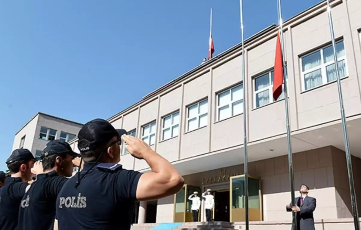 10 Kasım bayraklar ne zaman, saat kaçta yarıya indirilir?