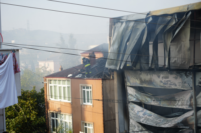 6 kişinin can verdiği yangında iş yeri sahibi kaçmaya çalışırken yakalandı 11 6 kisinin can verdigi yanginda is yeri sahibi 19233467 2834 m