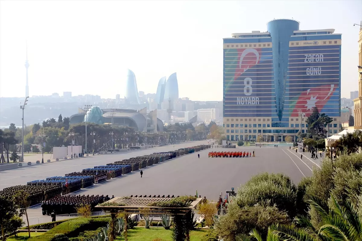 Azerbaycan, 2. Karabağ Savaşı Zaferi'nin 5. Yıl Dönümünü Kutladı