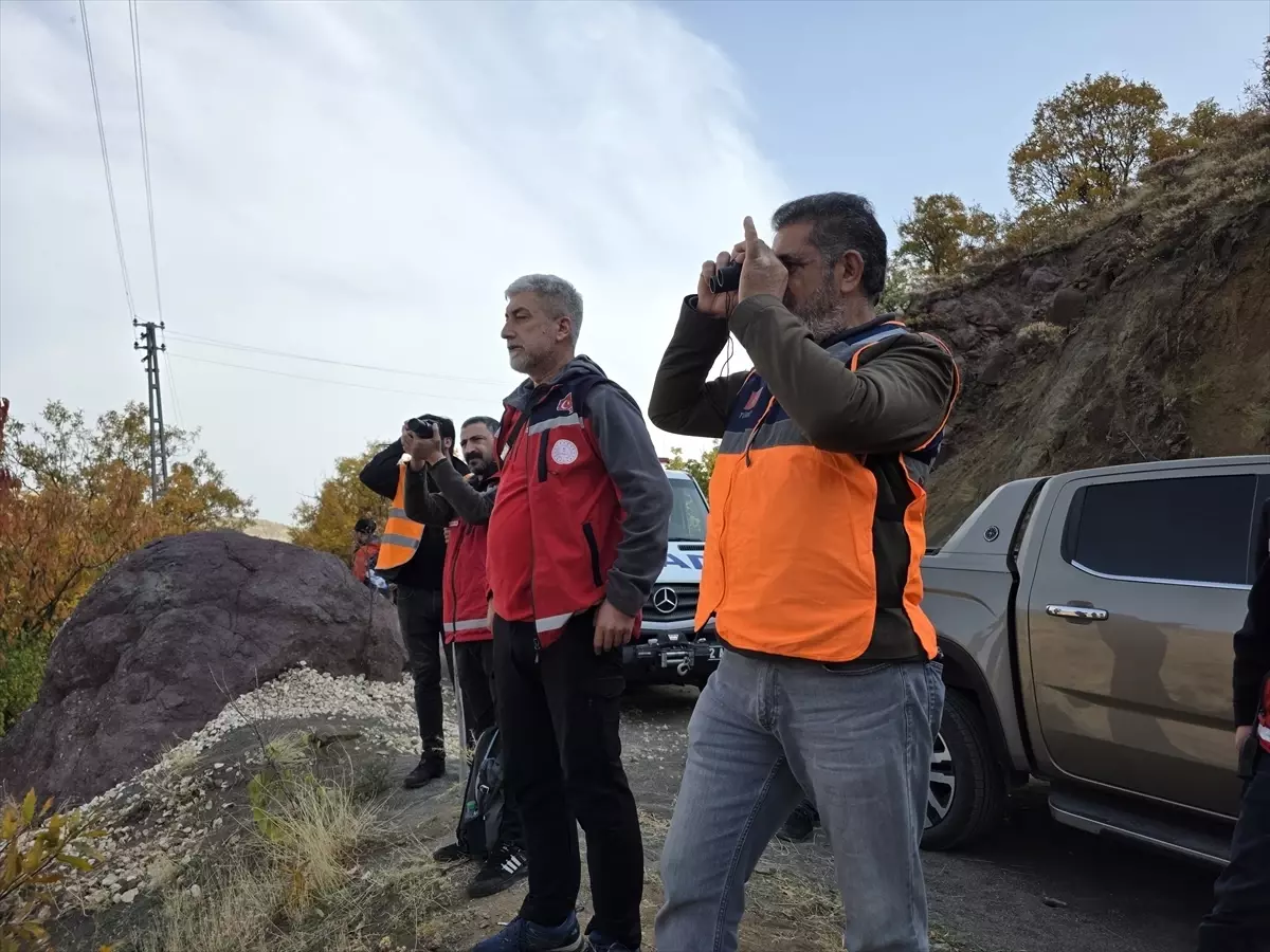 Bingöl'de Kaybolan Alzheimer Hastası İçin Arama Çalışmaları Devam Ediyor