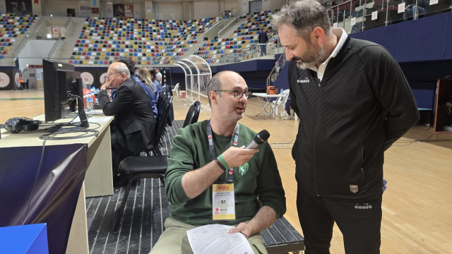 bir garip olay anonscu olmayan macta gorev bakin 19233277 373 m