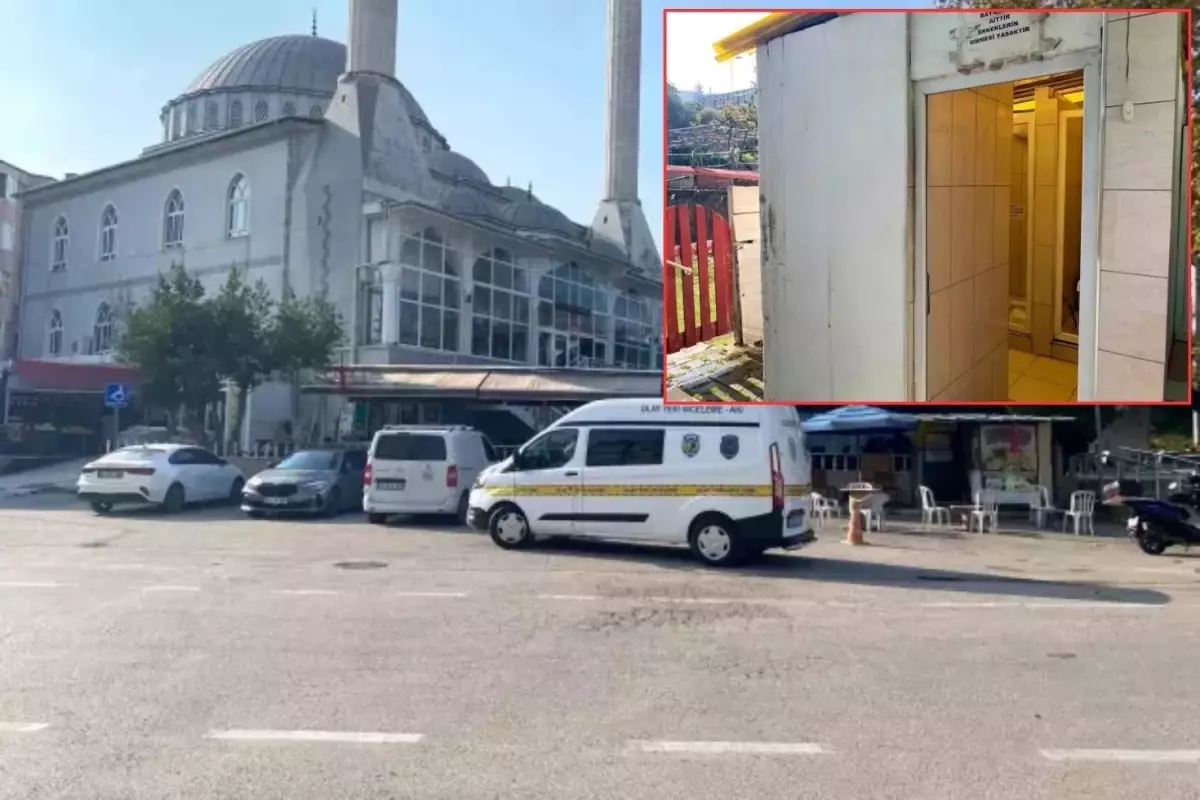 Cami tuvaletinde ölü bulundu
