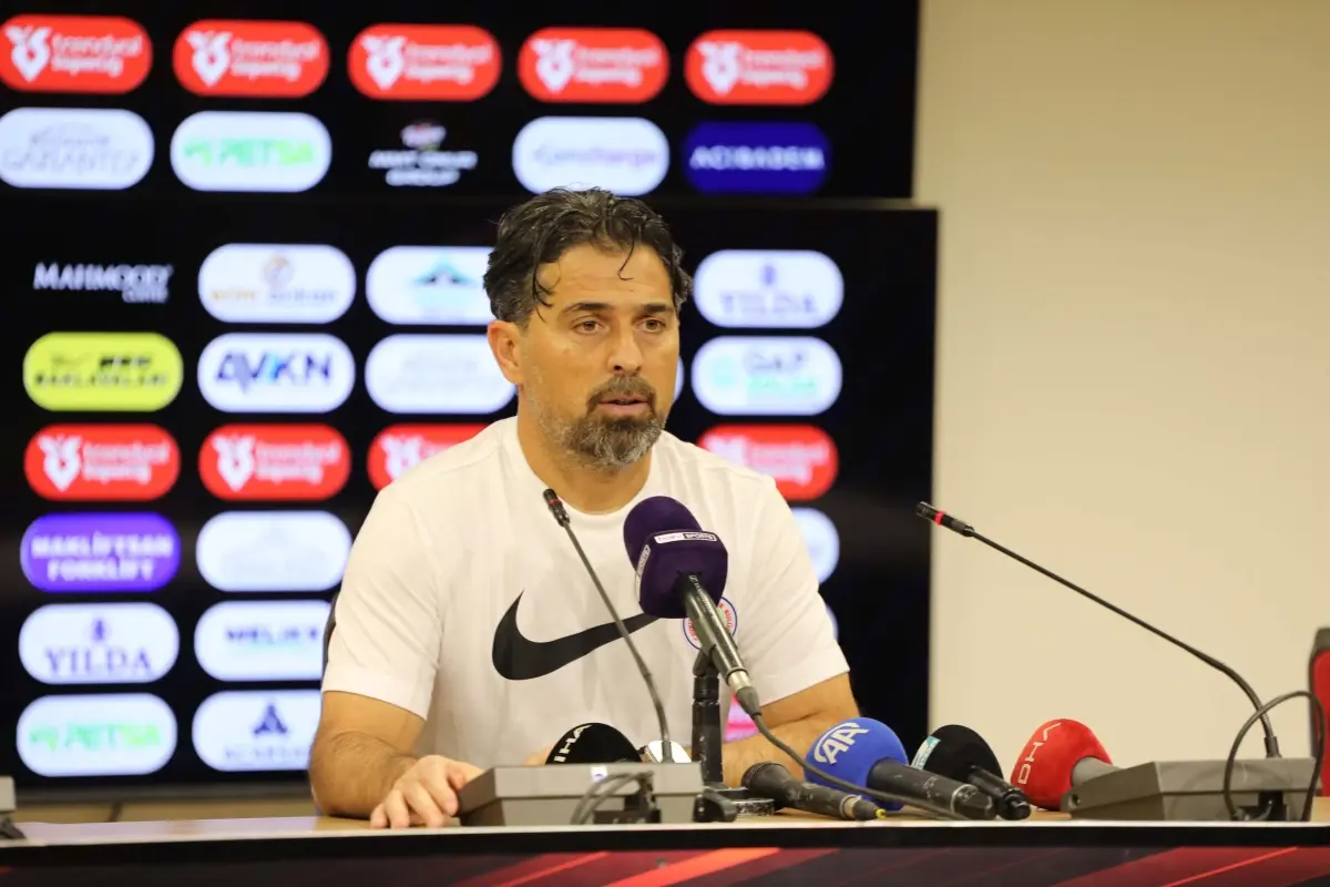 Gaziantep FK ve Çaykur Rizespor Maçında Teknik Direktörlerin Açıklamaları