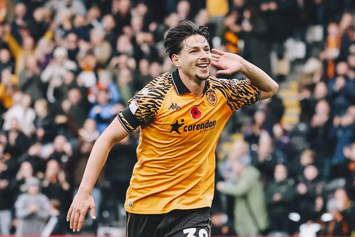 Enis Destan'ın da siftah yaptığı 5 gollü maçta Hull City galibiyete uzandı
