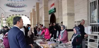 Finike'de Gazze ve Filistin İçin Hayır Çarşısı Etkinliği Düzenlendi