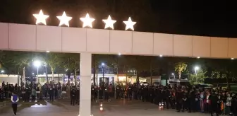 Galatasaray Kocaeli'nde Taraftar Coşkusuyla Karşılandı