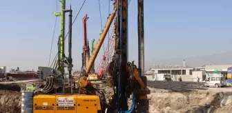 Hatay Valisi Masatlı, yapımı süren kavşak çalışmalarını inceledi