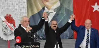 İYİ Parti Artvin İl Kongresi'nde İnsan Odaklı Siyaset Vurgusu