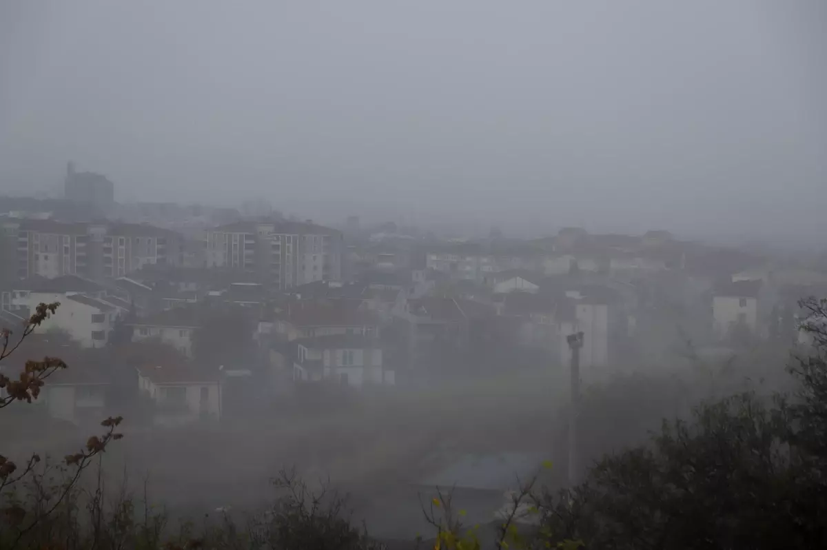 Edirne'de Sis Etkili Oldu, Görüş Mesafesi 30 Metreye Düştü