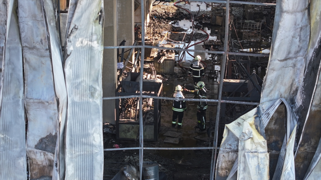 Kocaeli'deki yangın faciasında 7 kişi açığa alındı 11 kocaeli deki yangin faciasinda 7 kisi aciga alindi 19233932 9648 m