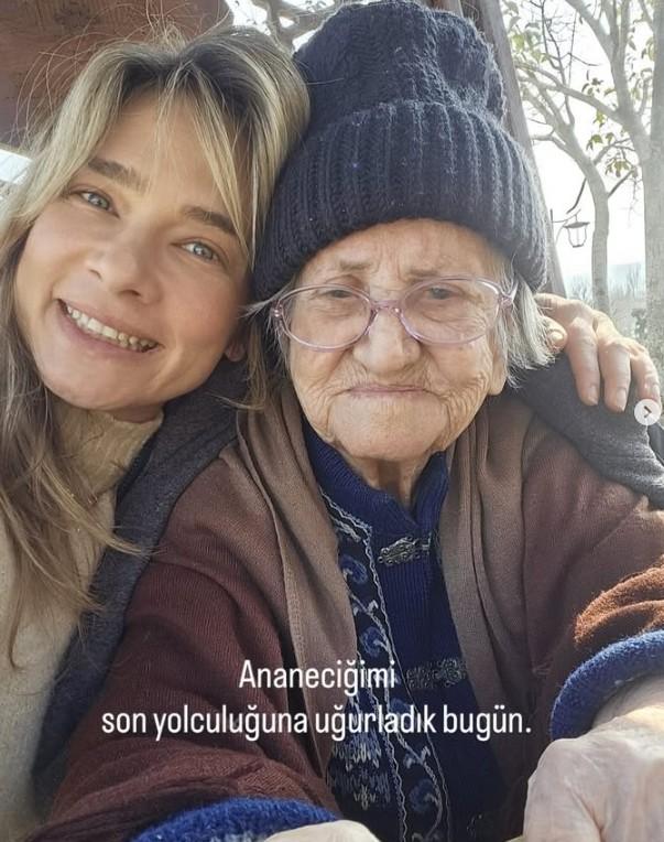 muge boz yasta aile buyugune duygusal veda 19231470 4682 m