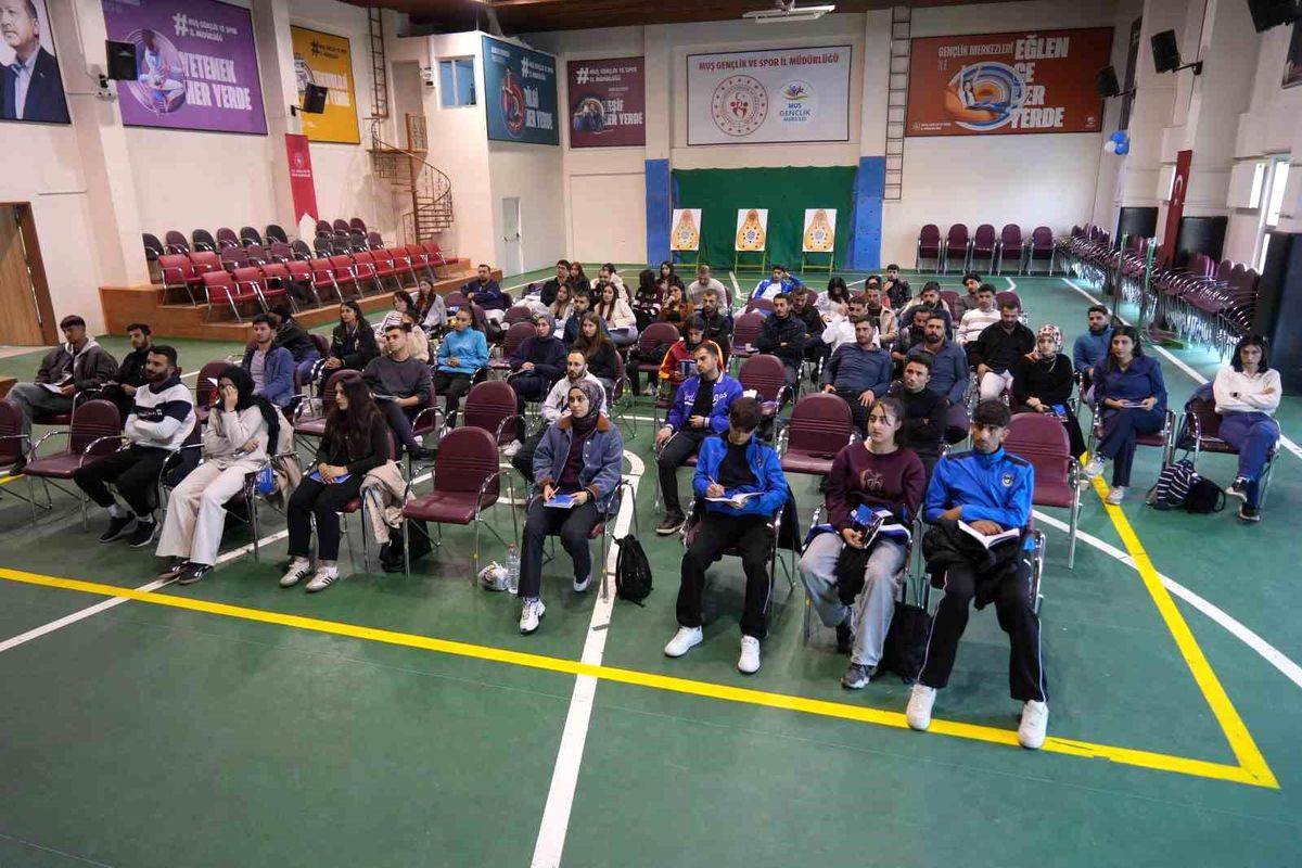 Muş'ta Voleybol Aday Hakem Kursu Başladı