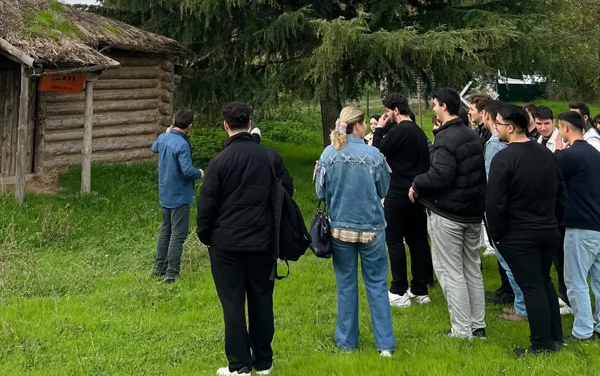 OMÜ'den İkiztepe'de Doğa Yürüyüşü Etkinliği