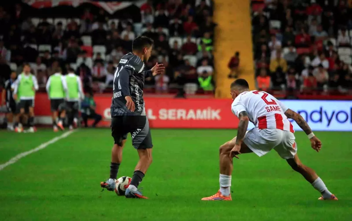 Antalyaspor, Beşiktaş'a 3-1 Mağlup Oldu