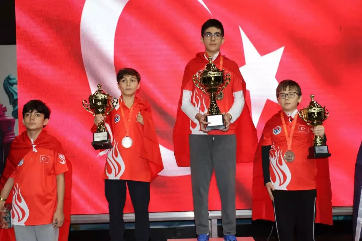 Türkiye'den satrançta tarihi başarı