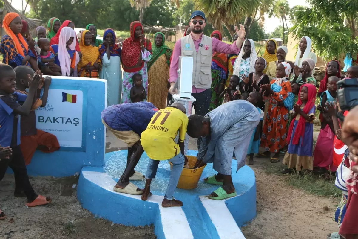 UHVED Derneği, Çad'da Umudu Yeşertiyor: Su Kuyuları, Yetim Sofraları ve Manevi Destekler Sürüyor