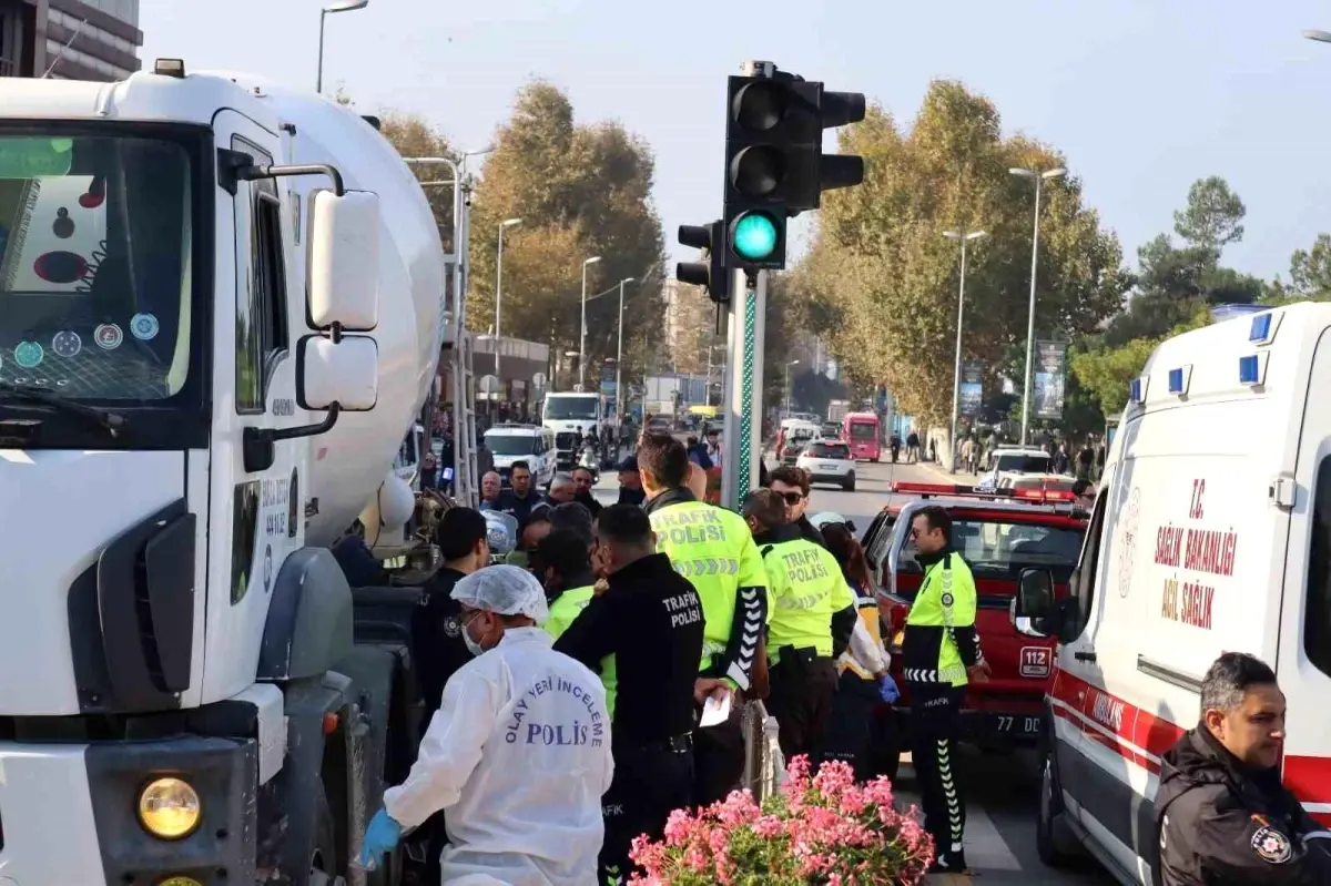 Yalova'da Trafik Kazası: Beton Mikserinin Altında Kalan Yaşlı Kadın Hayatını Kaybetti