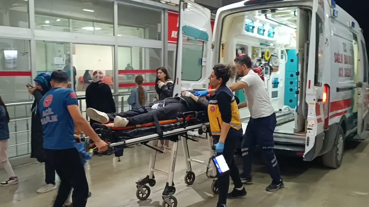 Kozan'da Motosiklet Kazası: Sürücü Yaralandı