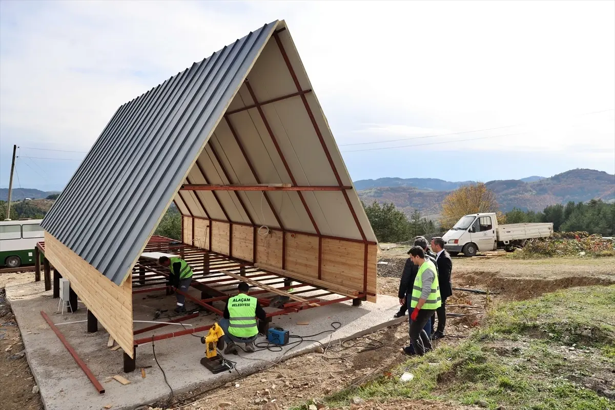 Alaçam Belediyesi Bungalov Üretim Tesisi ile Ekonomiye Katkı Sağlıyor