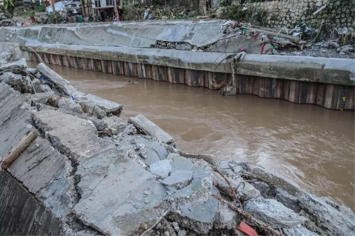 Filipinler'de Tayfun Felaketi: Ölü Sayısı 224'e Yükseldi
