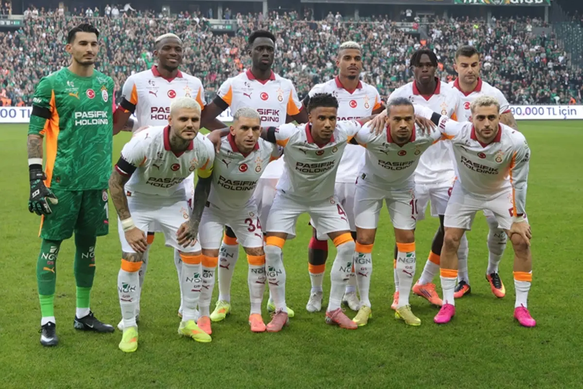 Galatasaray'a kötü haber! Yıldız isim sakatlandı
