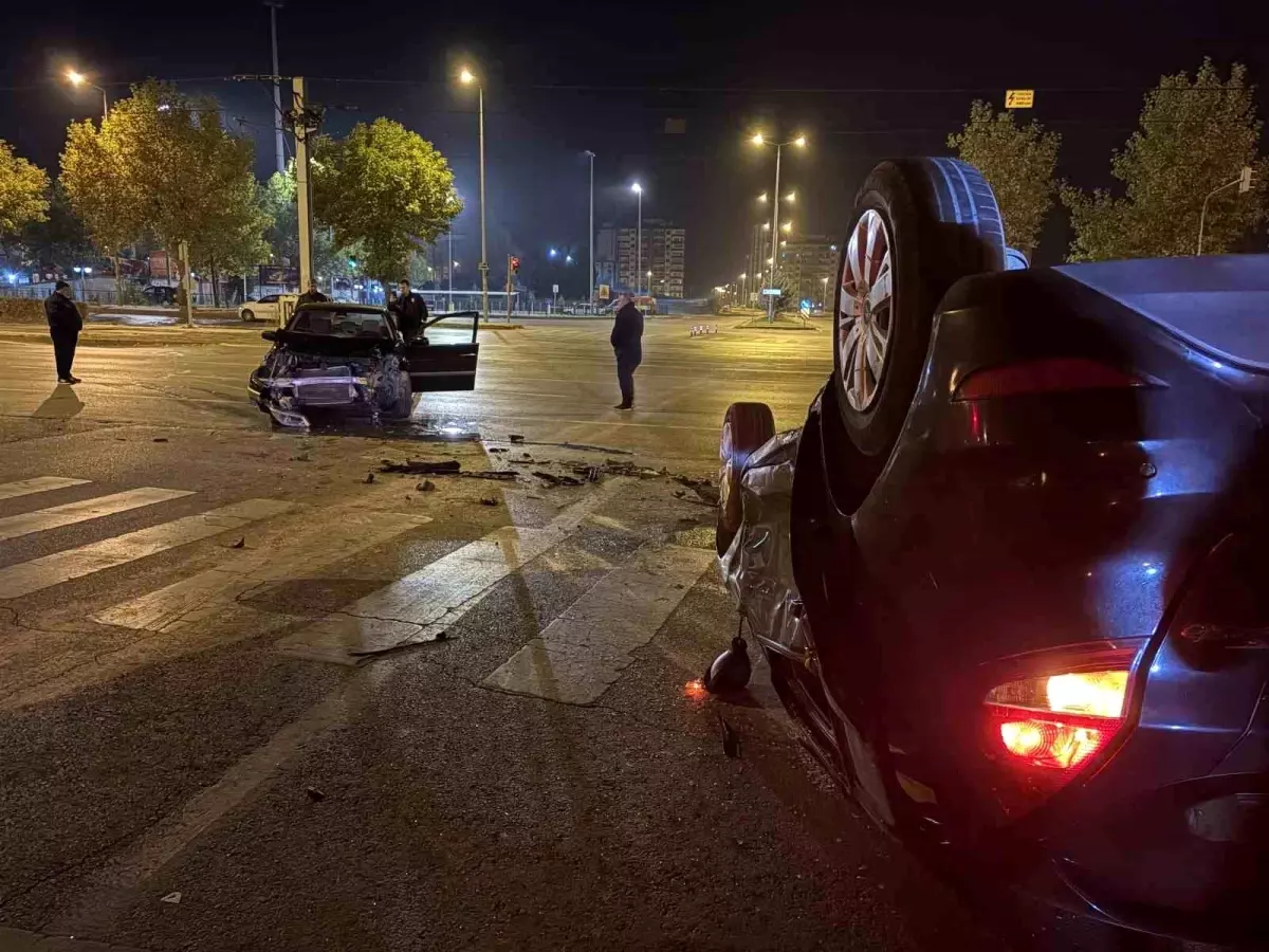 Kayseri'de Trafik Kazası: 2 Yaralı