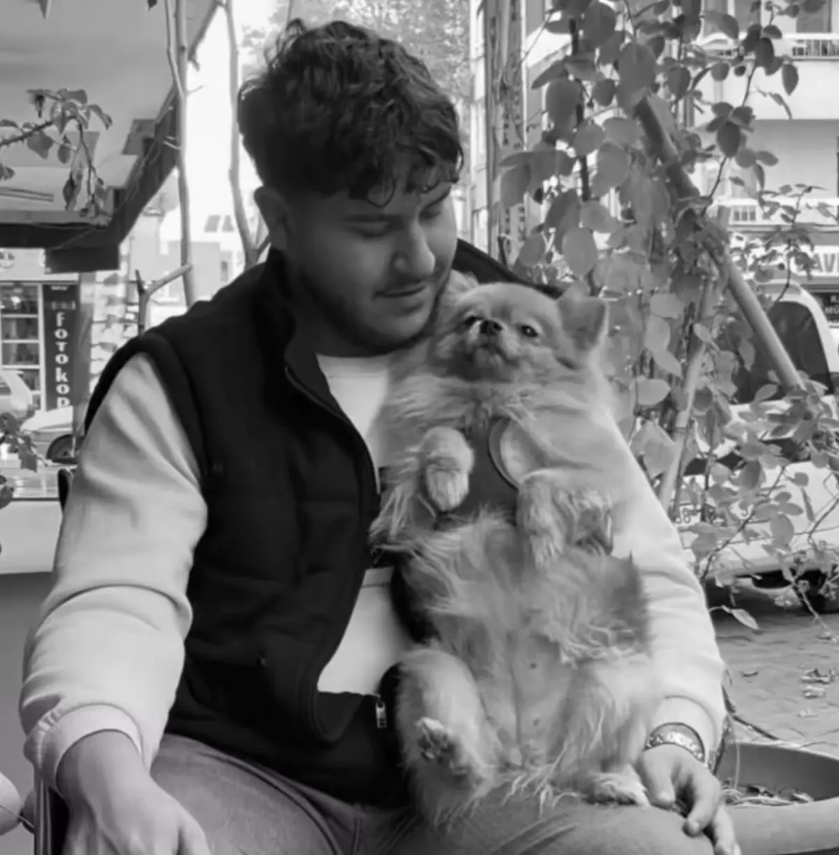 Kayseri'de Kız Meselesi Nedeniyle Silahlı Saldırı: Genç Hayatını Kaybetti