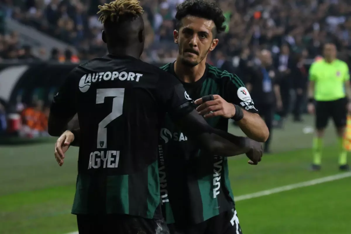 Kocaelispor, Galatasaray'ı 1-0 Mağlup Etti