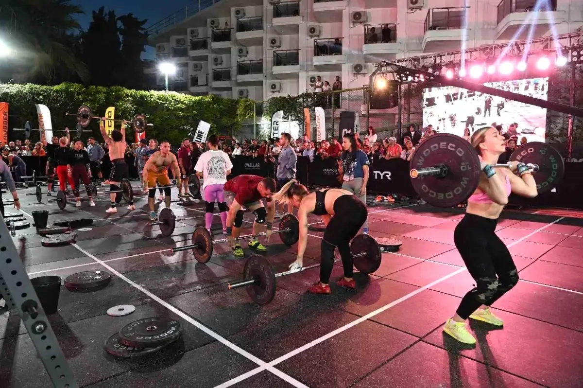 Kuşadası'nda Uluslararası CrossFit Şampiyonası Başladı