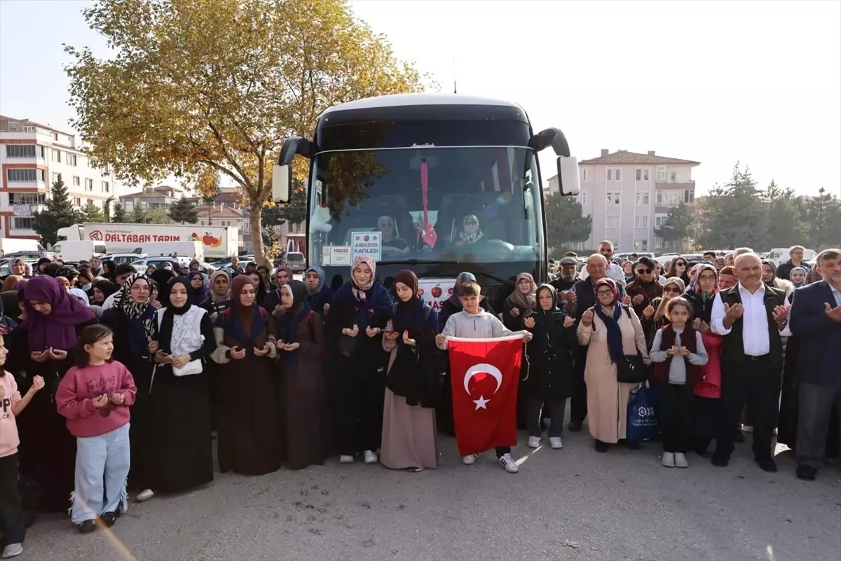 Umre Kafileleri Huzurla Yola Çıktı
