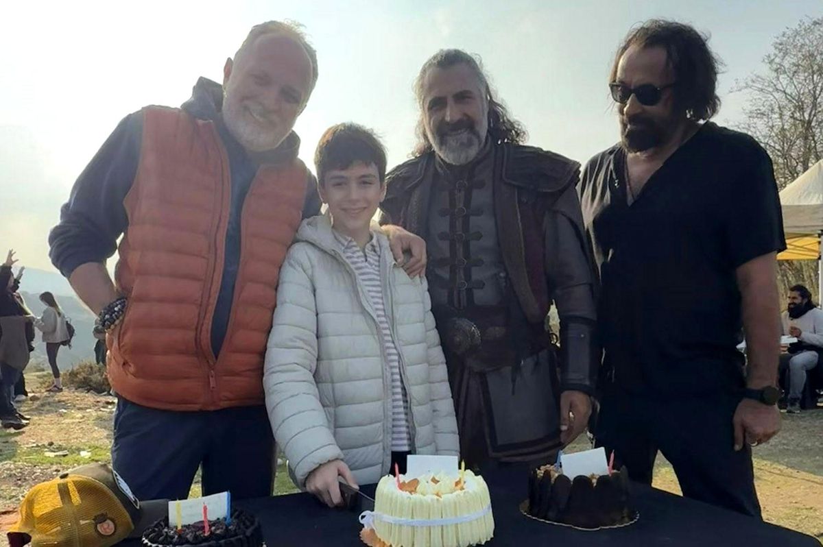 Mustafa Konak'ın Doğum Günü Kutlaması 'Mehmet: Fetihler Sultanı' Setinde