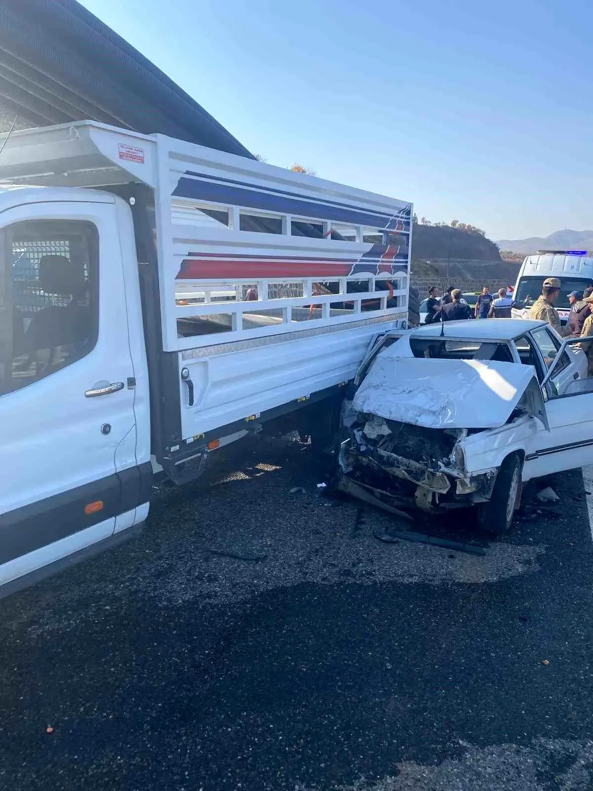 Bingöl'de Trafik Kazası: 1 Ölü, 3 Yaralı