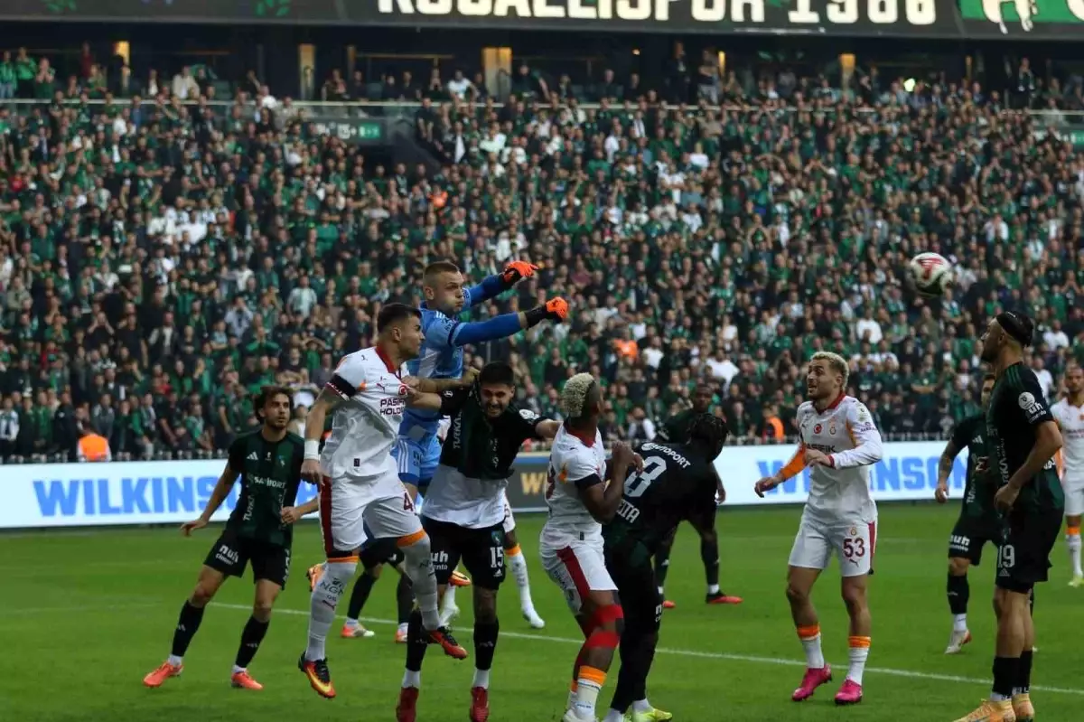 Trendyol Süper Lig: Kocaelispor: 0 Galatasaray: 0 (Maç devam ediyor)