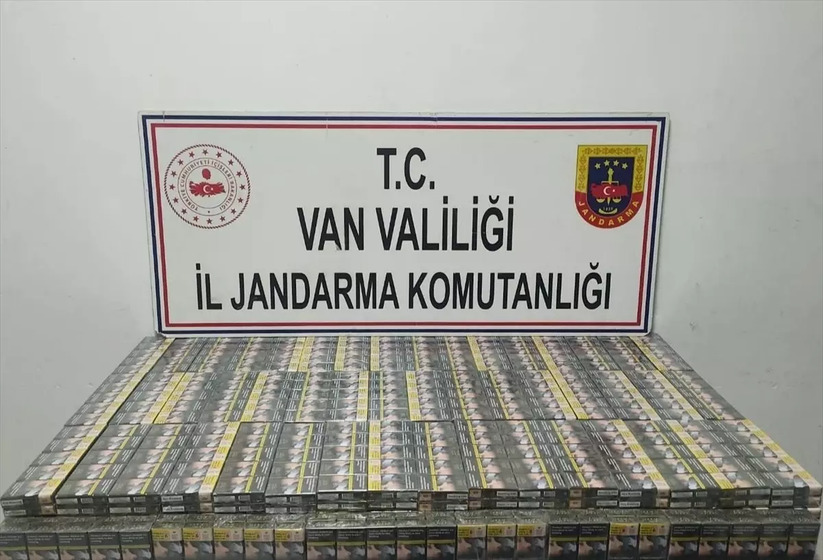 Başkale'de 1980 Paket Kaçak Sigara Ele Geçirildi