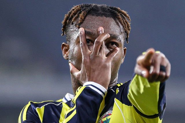 The point difference at the top has decreased to 1! A recital from Fenerbahçe in Kadıköy