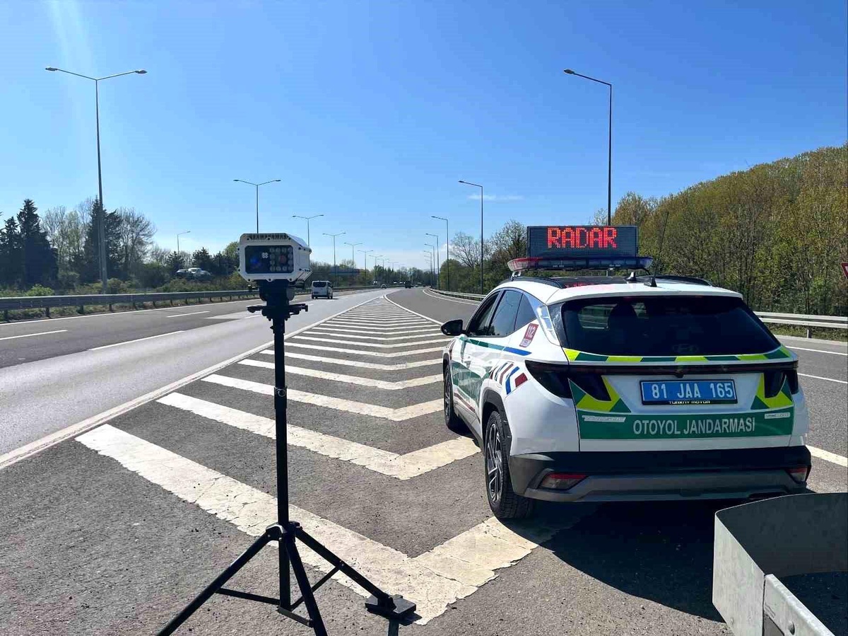Düzce'de Trafik Denetimleri Sıkılaştırıldı